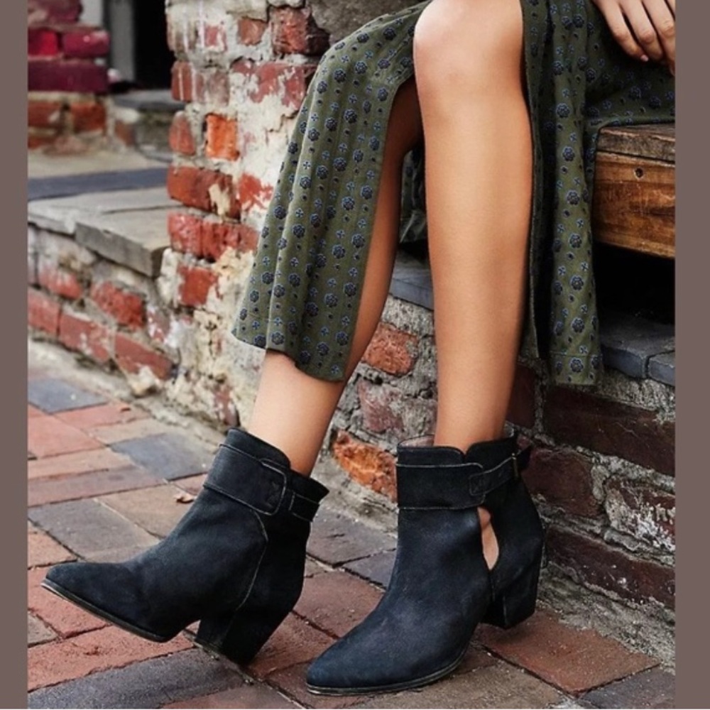 Free People Belleville Black Leather Ankle Boot Cut Out Buckle Sz 38 US 8